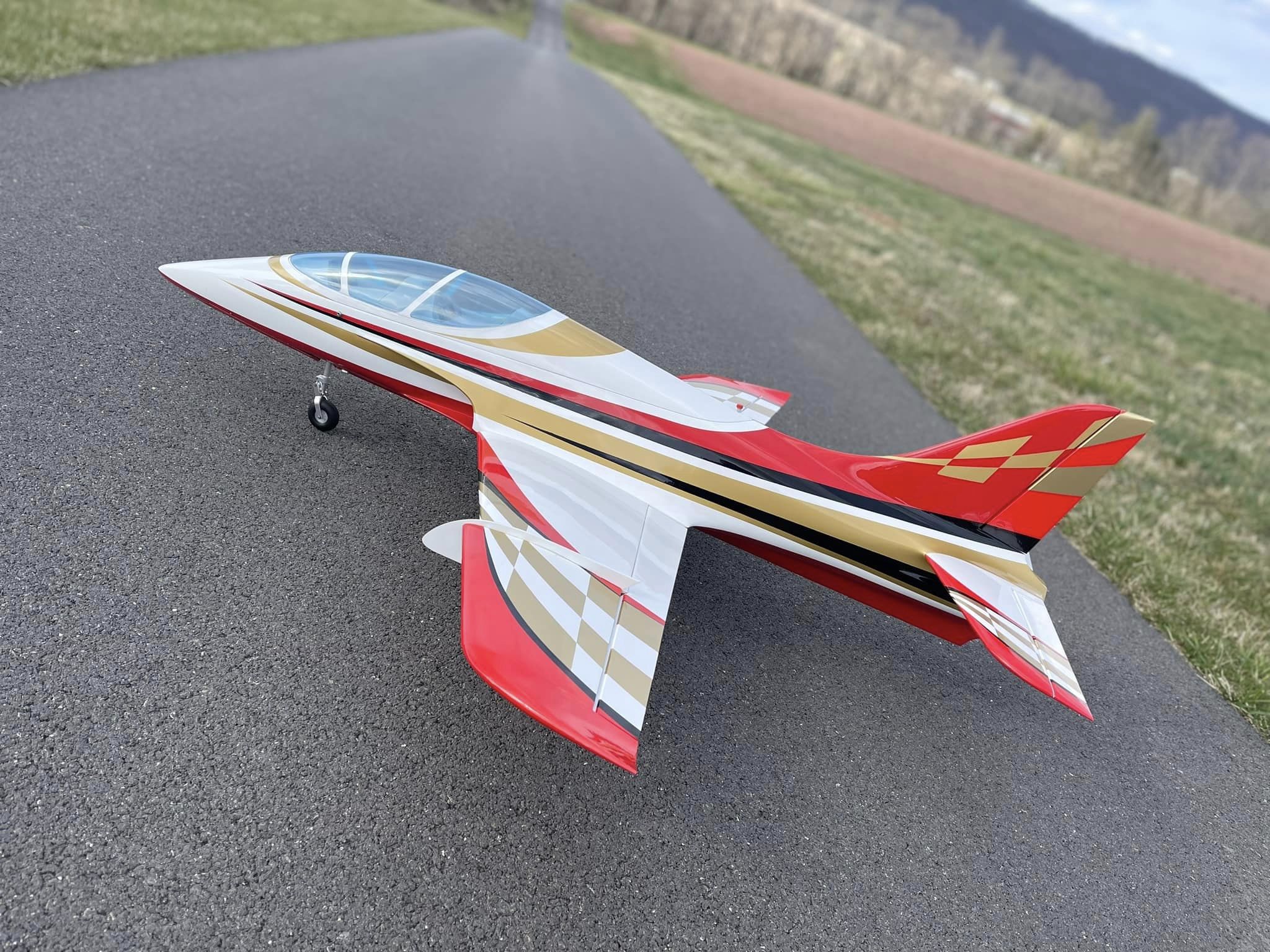 SebArt Mini Avanti S 90mm Jet 1,36m ARF (White/Red) – Gator RC