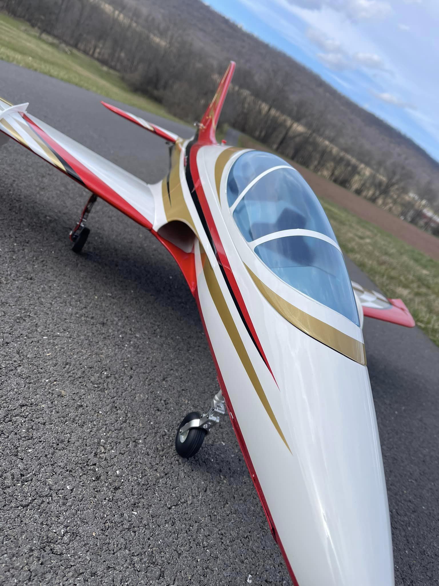 SebArt Mini Avanti S 90mm Jet 1,36m ARF (White/Red) – Gator RC