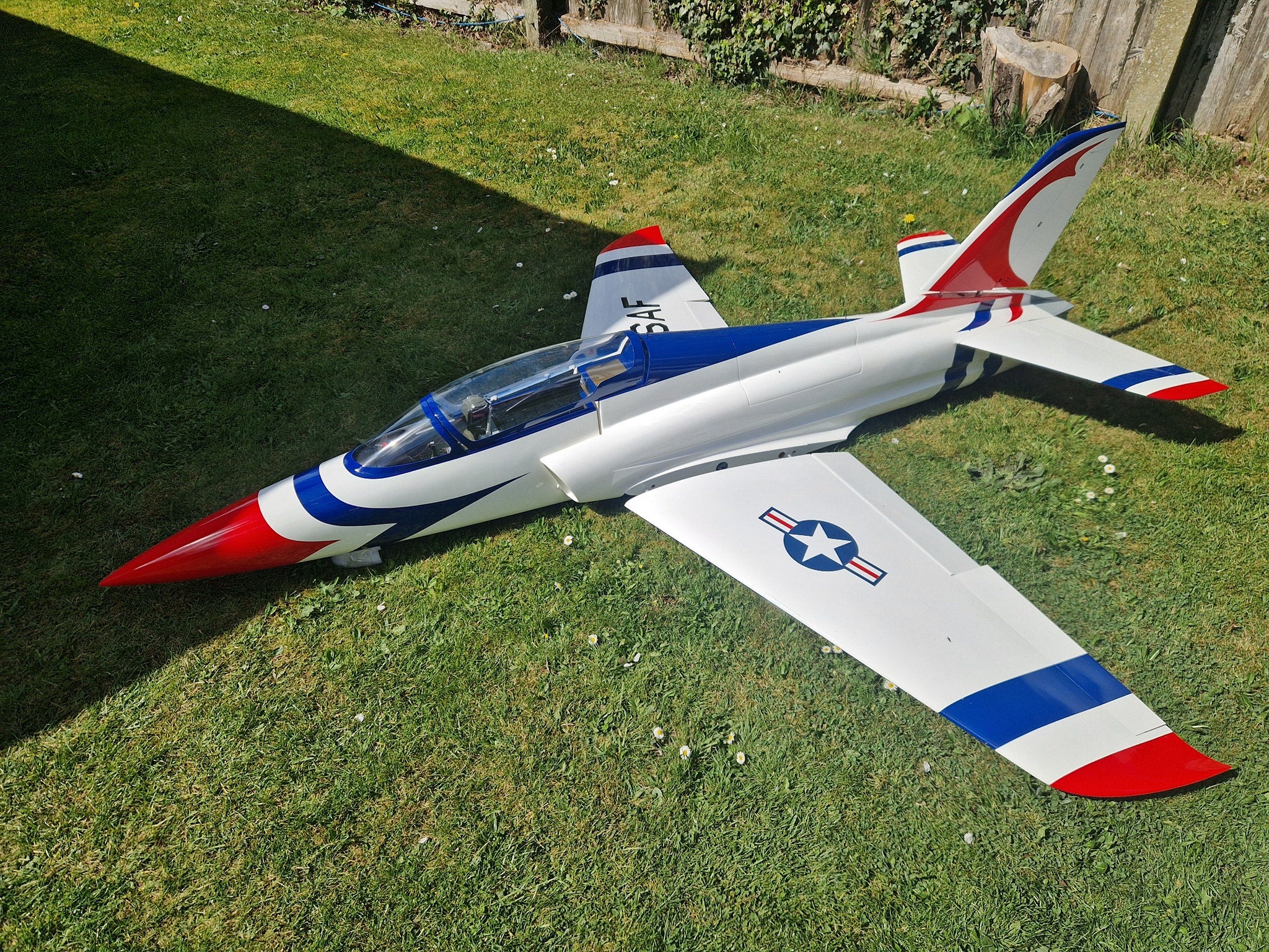 Top RC Model Odyssey Sport Jet, Thunderbird Scheme – Gator RC