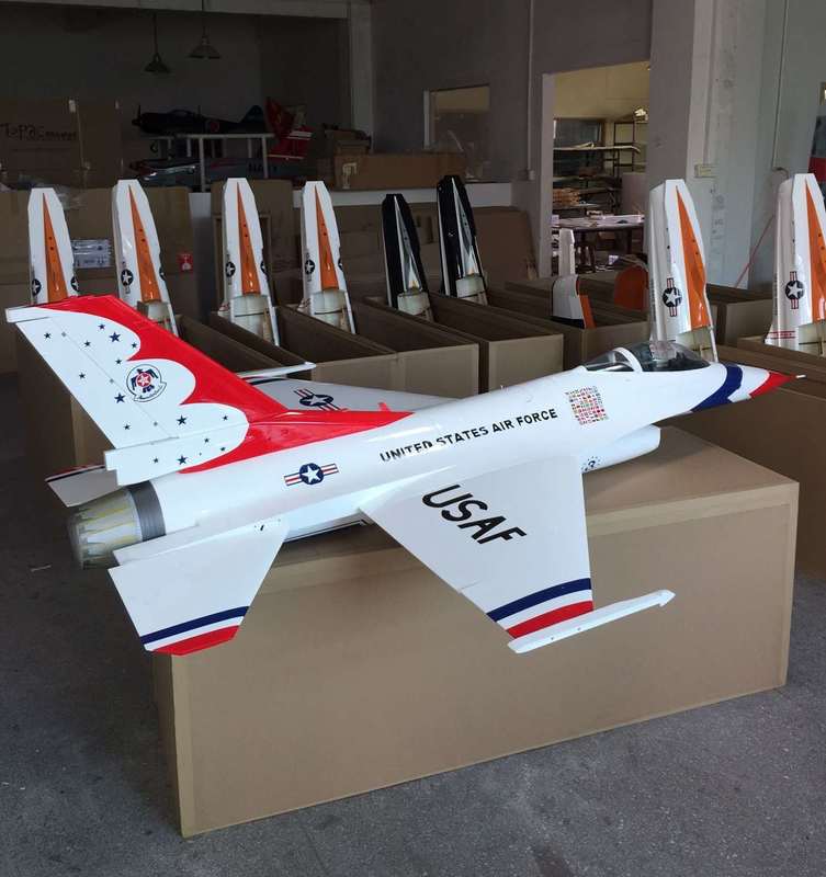 TopRC Model F-16 Thunderbird 65