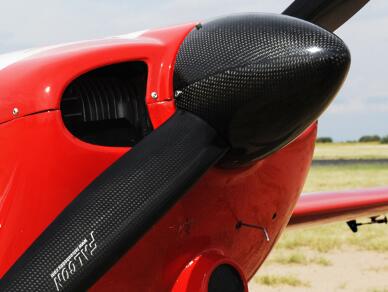 19x8 Propeller, Gas Carbon Fiber (Falcon)
