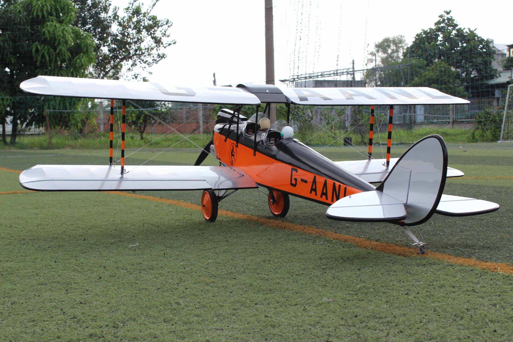 мёяu ページ　SCO-72/DH De Havilland DH-60M Moth, 72